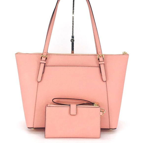 Michael Kors Large Ciara Tote Wallet Set - Picture 4 of 8